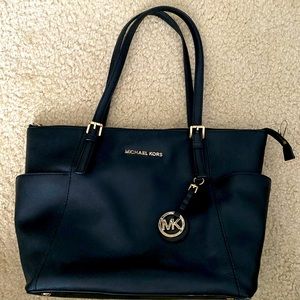 Michael Kors Black and Gold Charlotte Large Saffiano Leather Top-Zip Tote Bag
